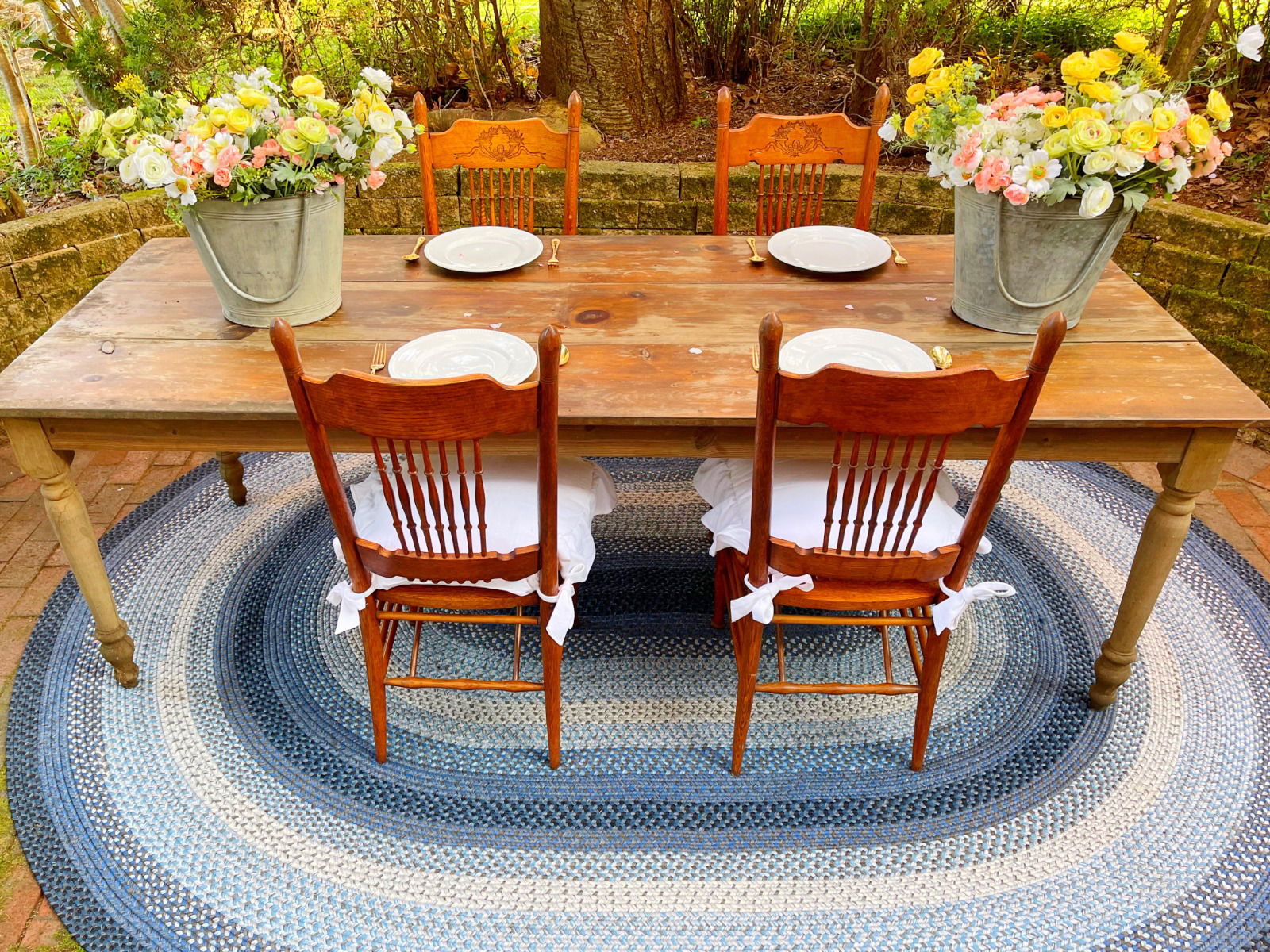 Oval rug store