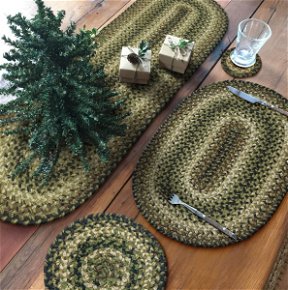 Room Pinecone Green Braided Accessories