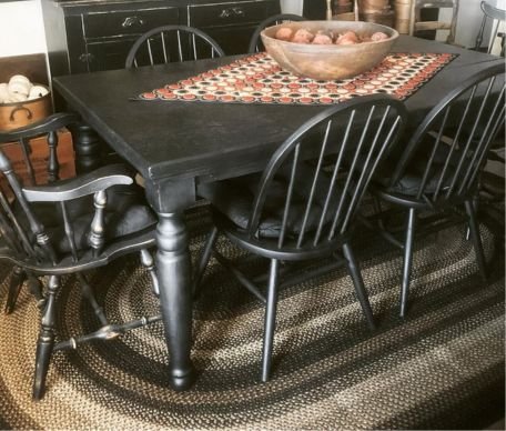 Black Dining Room Braided Rug for Casual Dining Rooms